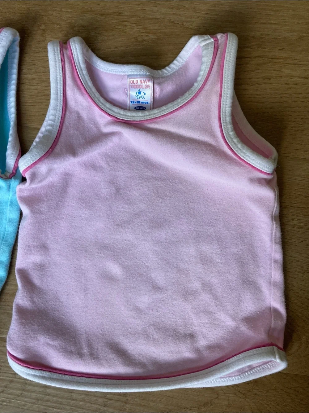 Old Navy Y2K Girls Tank Tops in Light Blue and Light Pink